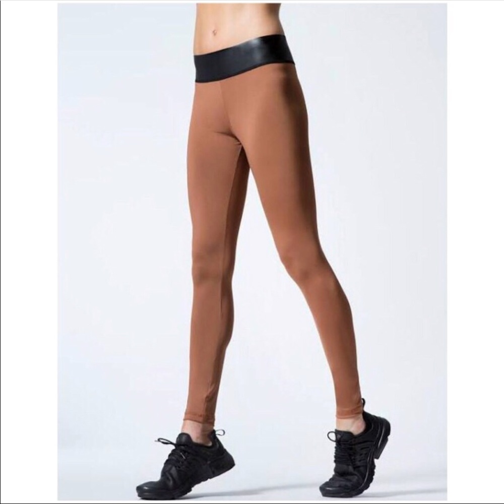 NWOT Olympia Activewear Kore Full Leggings
